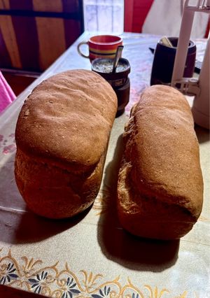 Una foto de Pan semi integral con semillas