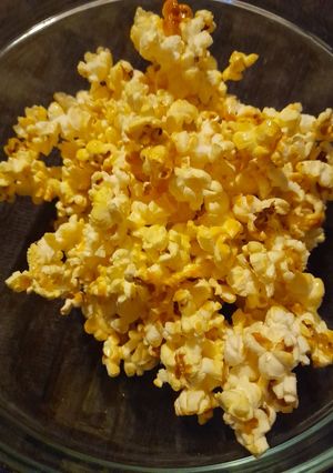 Karamellás popcorn házilag recept fotója