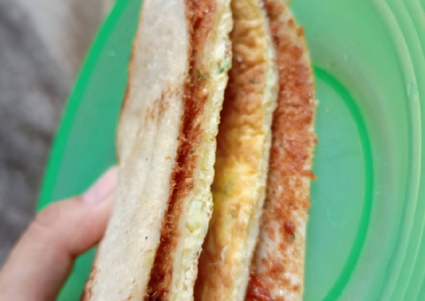 Day. 540 Sandwich Abon Ikan Lele (23 month+)