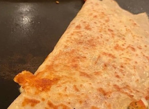 Foto de Crepes salgados recheados com queijo e fiambre