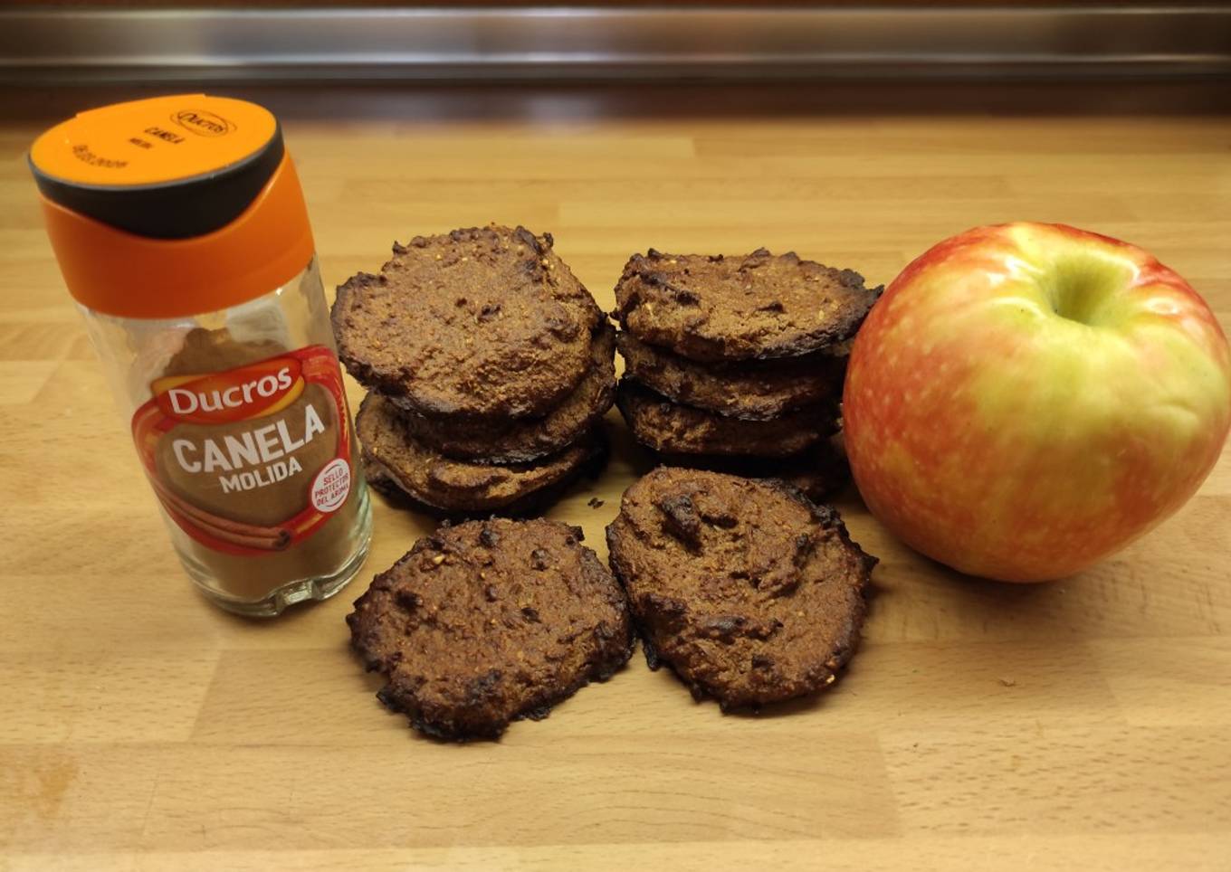 Galletas proteicas de manzana, canela y avena