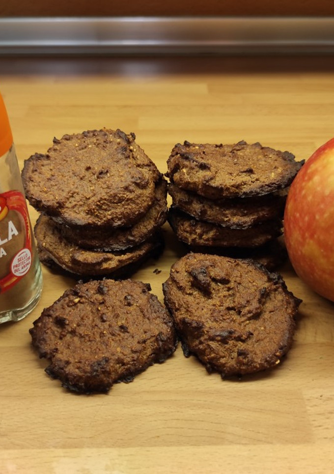 Una foto de Galletas proteicas de manzana, canela y avena