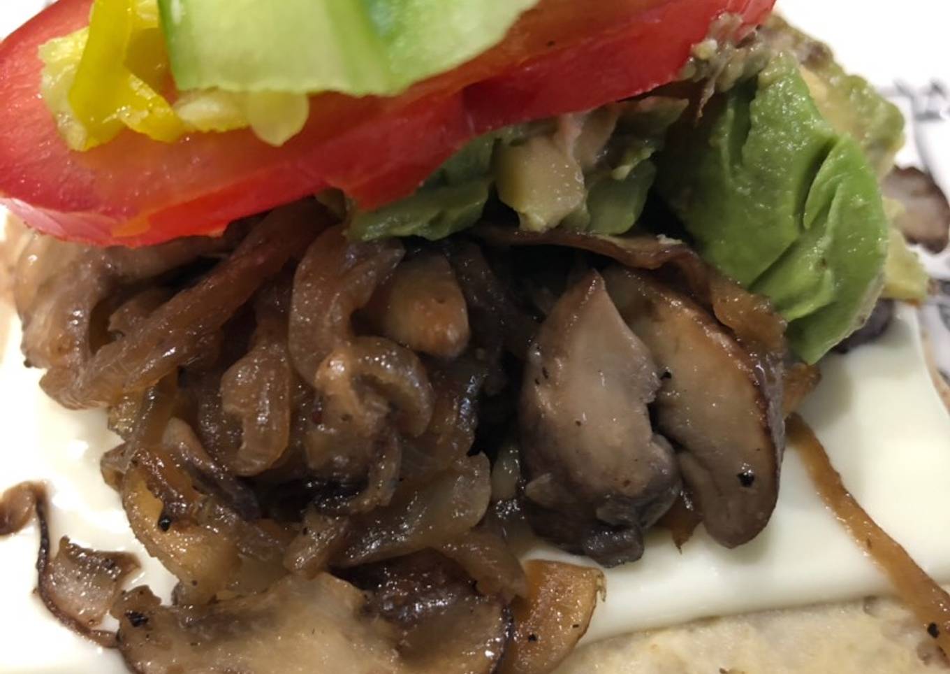 Vegetarian Sandwich HUMMUS MUSHROOM