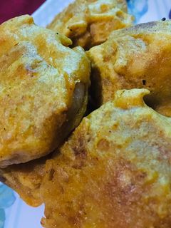 सैंडविच पकौड़ा (sandwich pakoda recipe in Hindi) रेसिपी मुख्य फोटो