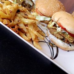 A picture of Shami burgers.