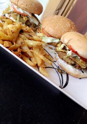 A picture of Shami burgers.