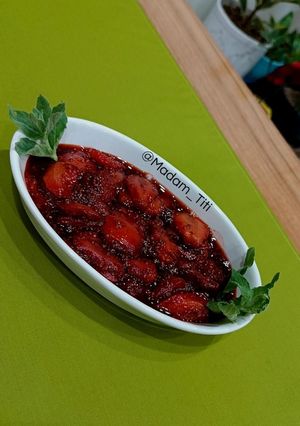 عکسی از دستور مربای توتفرنگی رژیمی🍓