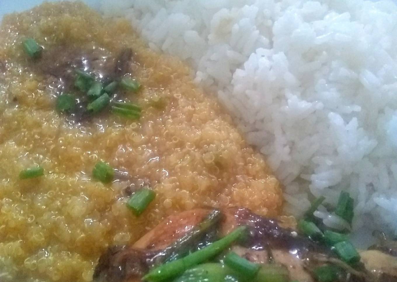 Quinua con pollo al sillau