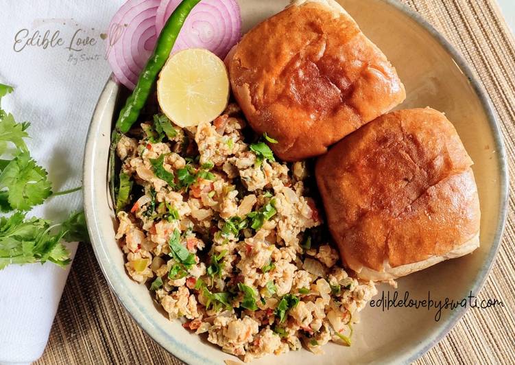 Recipe of Speedy Anda Bhurji Pav