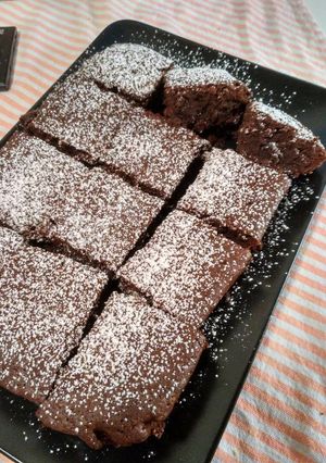 A picture of Fudgy Brownies.