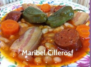 Foto principal de Judías blancas con chorizo y papada