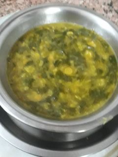 A picture of Moong dhuli dal with Palak.