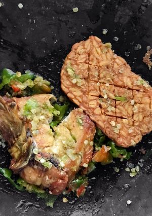 Foto resep Ayam Tempe Geprek Sambel Ijo