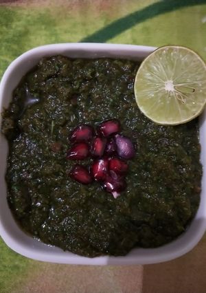 A picture of Coriander chutney.