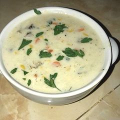 A picture of Creamy chicken soup.