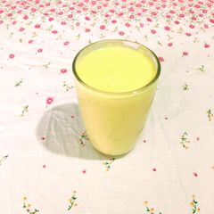 A picture of Mango Lassi.