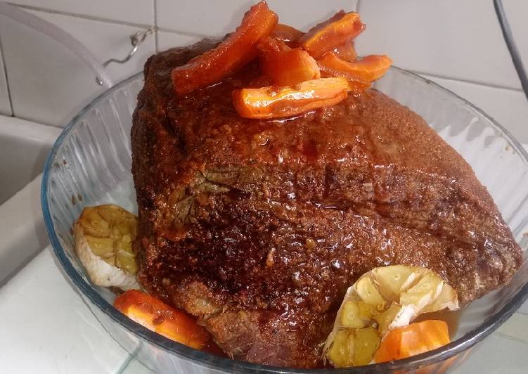 Carne Assada com Alho e Cenouras - Tudogosreceitas