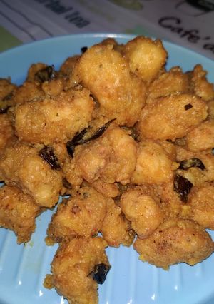 Foto resep Ayam Krispi Saus Telor Asin ~niQniQ Kitchen