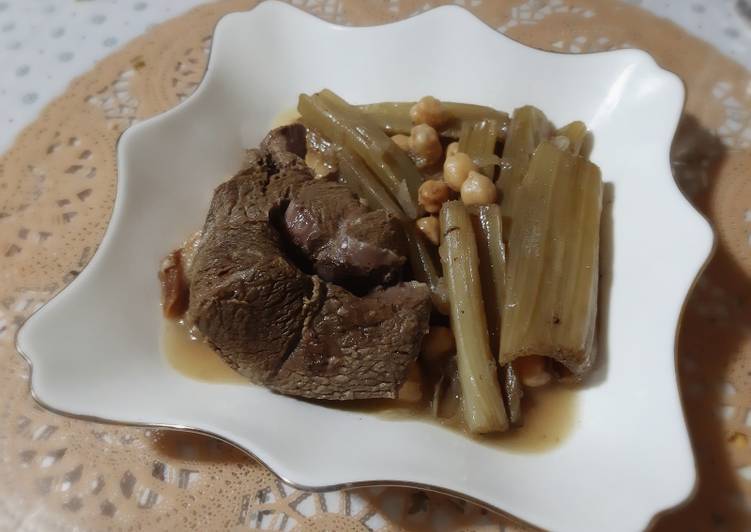 Tajine de cardon a la viande d'agneau 🍴