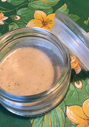 Une photo de Sauce salade fruitée pêche, figue et cidre à la moutarde de Bourgogne