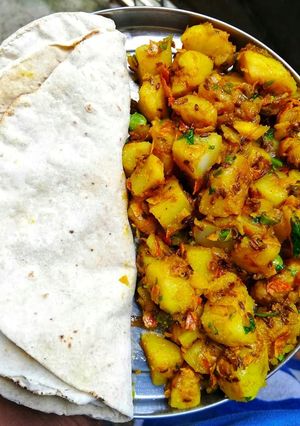 A picture of Aloo Jeera.