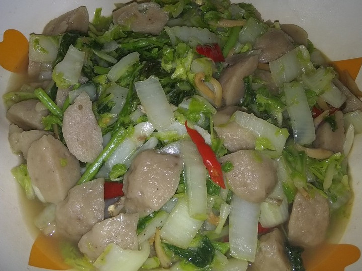 Resep Tumis sawi putih bakso Anti Gagal
