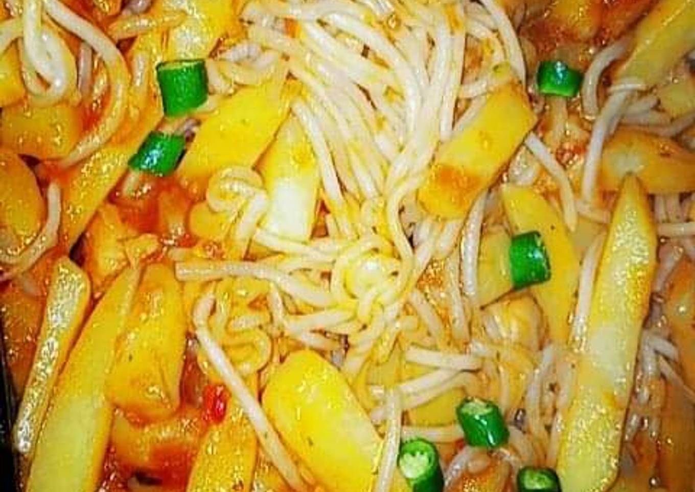 Italian spaghetti with fries 🍟