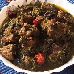 A picture of Kashmiri Palak Gosht (Spinachmeat).