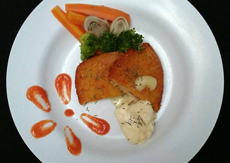 Cara Gampang Menyiapkan Chicken cordon bleu with cheese cream sauce yang Menggugah Selera