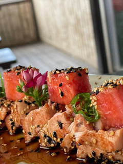 Una foto de Tataki de atún