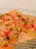 Carpaccio di salmone alla melagrana
