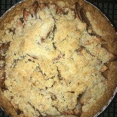 A picture of Dutch Apple Pie.