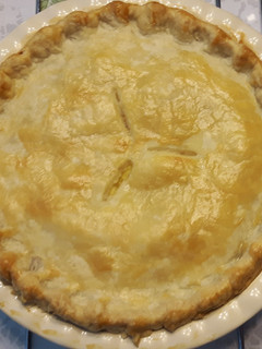 A picture of Yummy Peach Pie.
