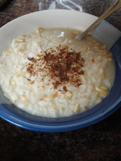 Una foto de Arroz con leche vegano