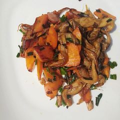A picture of Oyster mushroom Chinese stir fry.
