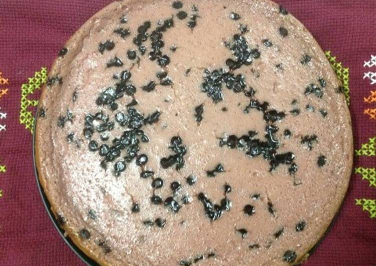Recipe of Super Quick Homemade Strawberry-Chocolate Chip Baked Cheesecake