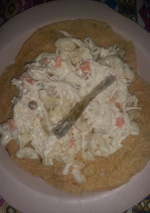 Una foto de Ensalada de codito con pechuga de pollo