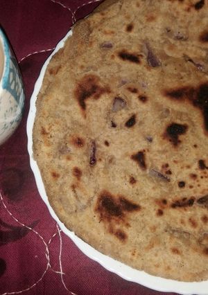 लच्छा प्याज पराठा (Lachha pyaz paratha recipe in hindi) रेसिपी मुख्य फोटो