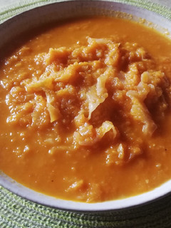 Una foto de Sopa de calabaza y nabos con repollo