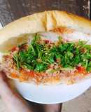 Bánh mì pate ruốc