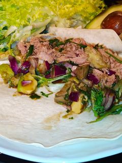 Una foto de Taco de Atún con Aliño de Cilantro