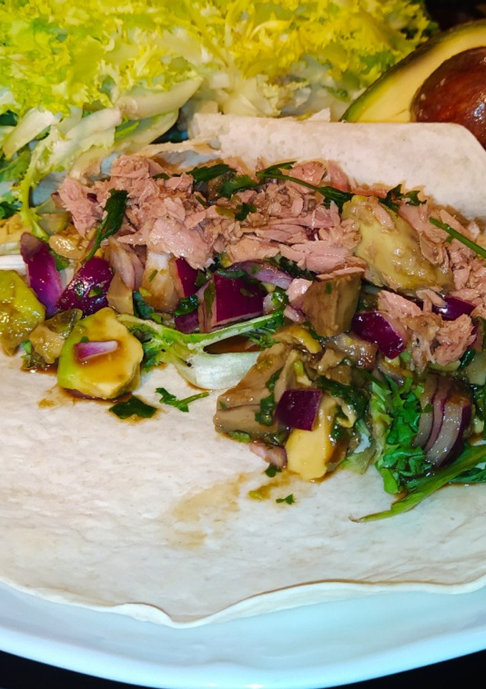 Una foto de Taco de Atún con Aliño de Cilantro