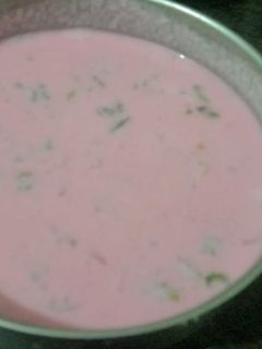 चुकंदर खीरा प्याज रायता (Chukandar kheera pyaz raita recipe in hindi) रेसिपी मुख्य फोटो