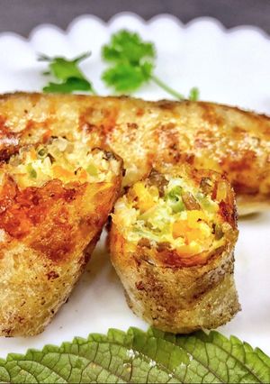 A picture of Traditional Spring Rolls.