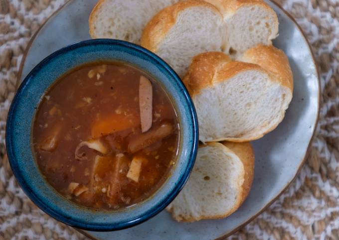 Recipe of Quick Tomato Soup with Bread