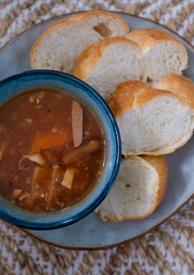 A picture of Tomato Soup with Bread.