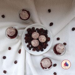 A picture of Antioxidant rich Cranberry Malai Ladoo.