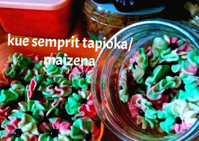 Kue semprit renyah