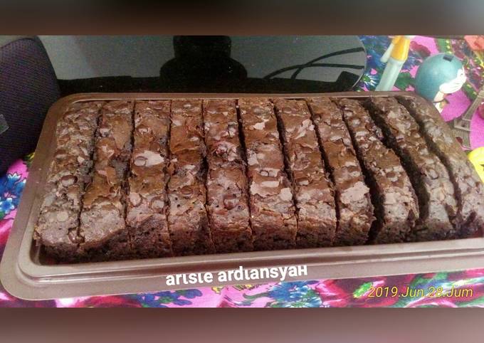 Resep Chocolate Chip Brownies yang Enak Banget