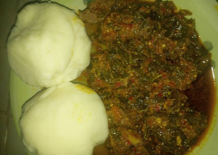 How to  Pounded yam en egusi soup